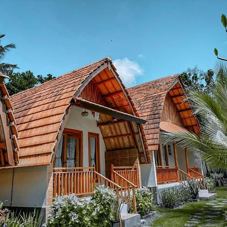 Mertha Sari Resto & Bungalow Klungkung Ngoại thất bức ảnh